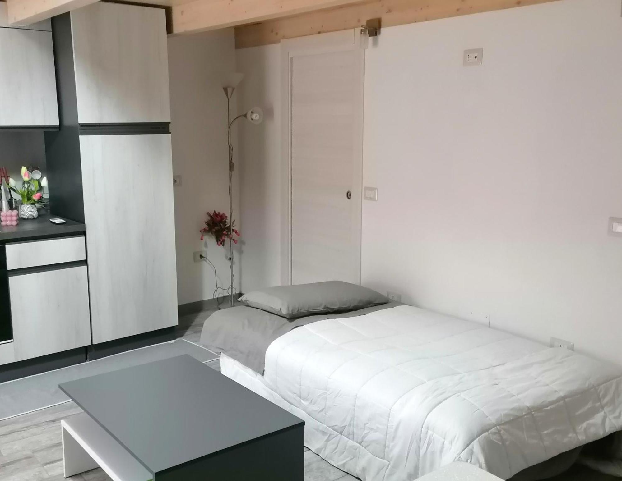 Appartement Dimora Helianthus à Salandra Extérieur photo